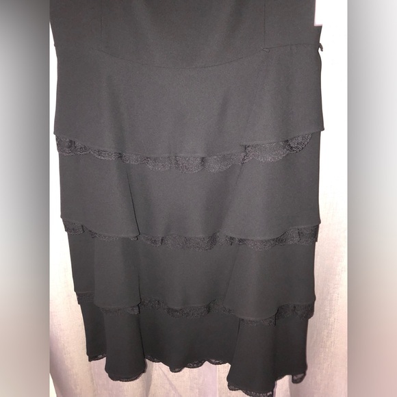 The Perfect Little Black Dress - Picture 3 of 10